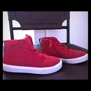 Native shoes - high top - EUC